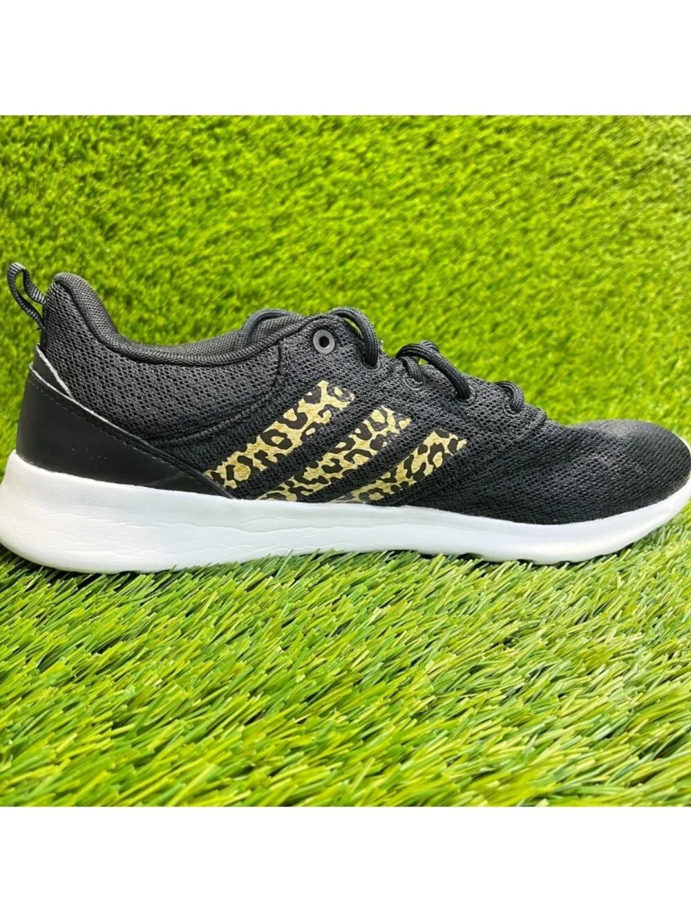 Adidas QT Racer 2.0 Cheetah Print Womens Size 8.5 Black Running Shoes Sneakers